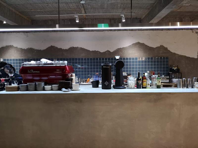 reecho12 新竹-一想一響 清水模工業風 手沖甜點皆優