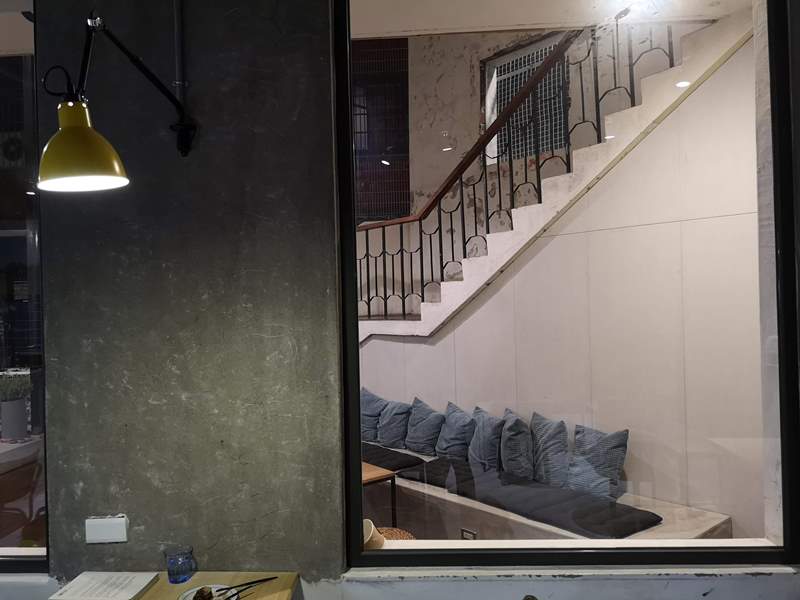 reecho15 新竹-一想一響 清水模工業風 手沖甜點皆優