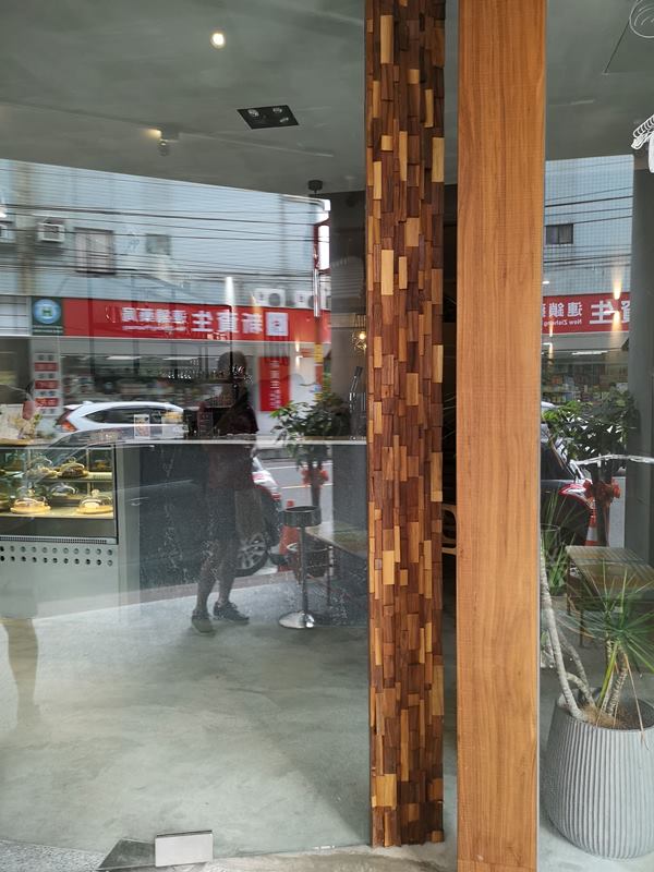 rollingstone03 中壢-流石咖啡 簡單清水模工業風