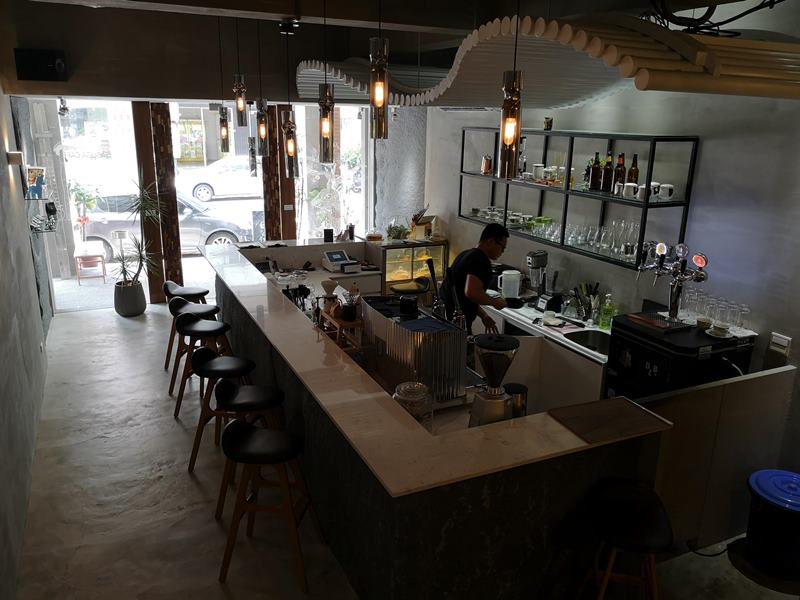 rollingstone09 中壢-流石咖啡 簡單清水模工業風