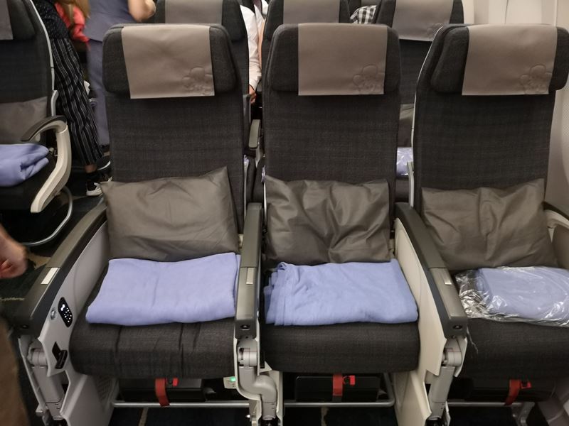 201808HND15 201808松山羽田成田桃園  A350-900首搭乘