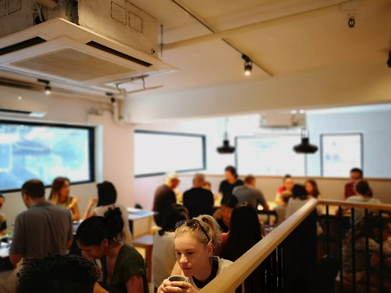 cupping-room16 HK-中環The Cupping Room Central燕麥拿鐵特色 可頌香酥迷人