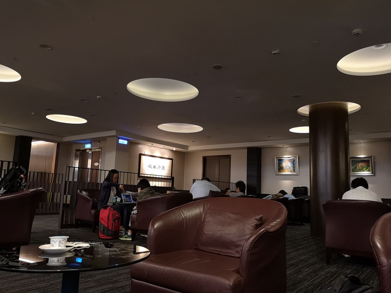 flyinghk04 201808台北香港 星盟金卡好好用一路開心飛...