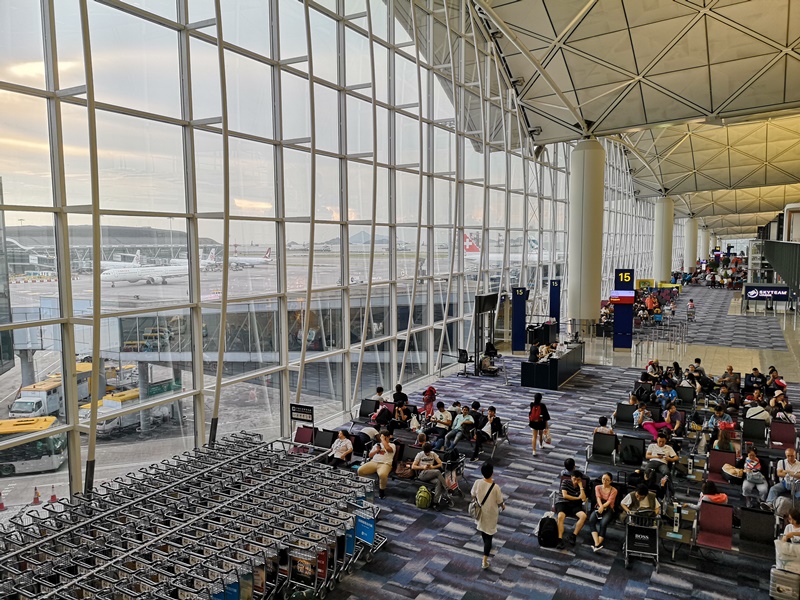 flyinghk10 201808台北香港 星盟金卡好好用一路開心飛...