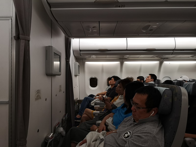 flyinghk16 201808台北香港 星盟金卡好好用一路開心飛...