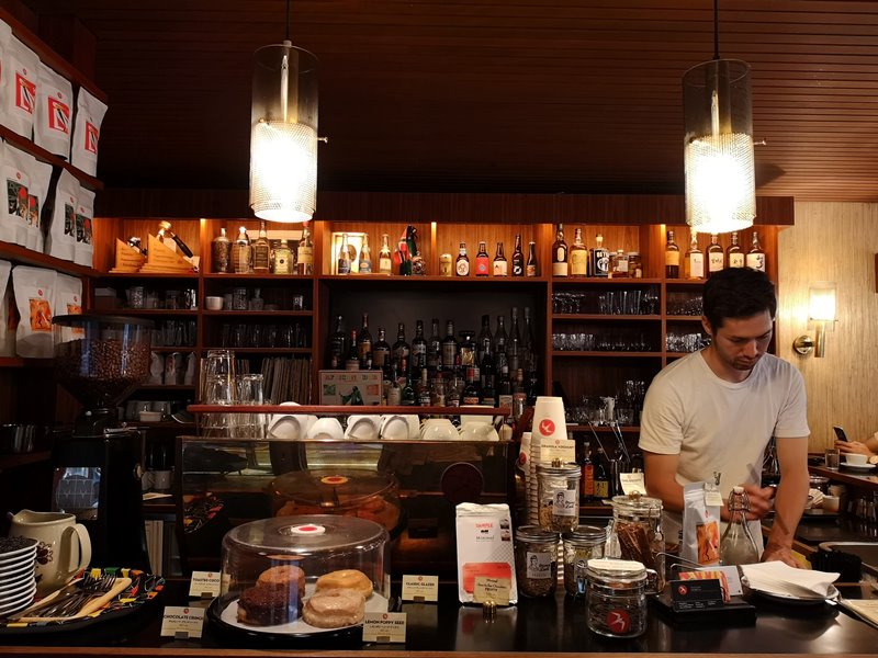 fuglen04 Shibuya-Fuglen Tokyo超好喝的網美咖啡館 澀谷代代木公園旁來自挪威奧斯陸展翅自由飛翔的咖啡館