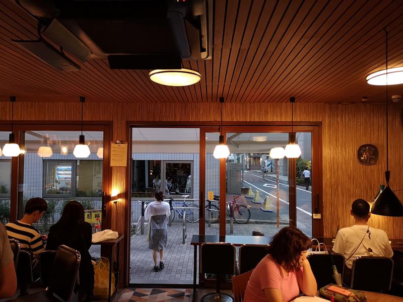 fuglen09 Shibuya-Fuglen Tokyo超好喝的網美咖啡館 澀谷代代木公園旁來自挪威奧斯陸展翅自由飛翔的咖啡館