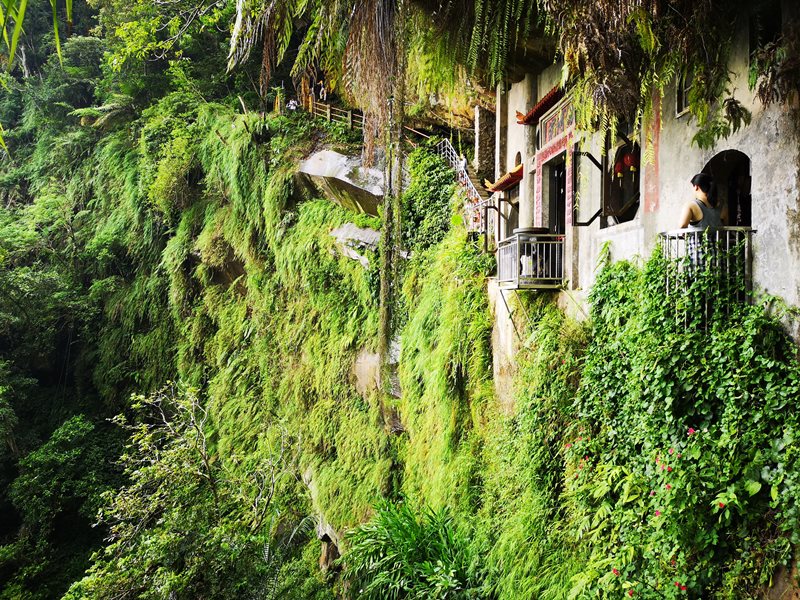 galaxycave11 新店-銀河洞 人氣秘境 走一趟深呼吸感受銀河洞的仙氣