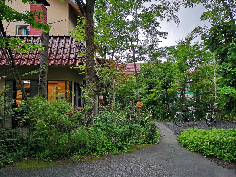 maruyama021 Karuizawa-來喝冠軍咖啡 丸山咖啡輕井澤本店 綠意盎然的林間小屋 環境佳咖啡香