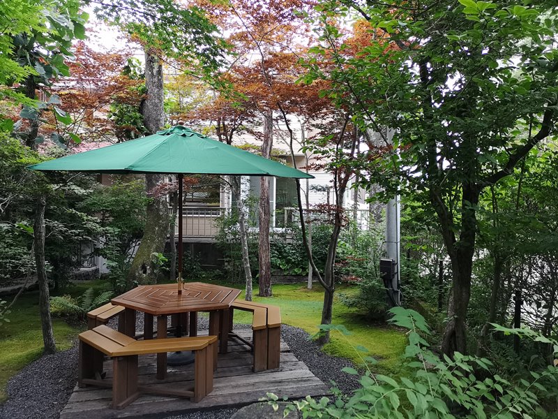 maruyama05 Karuizawa-來喝冠軍咖啡 丸山咖啡輕井澤本店 綠意盎然的林間小屋 環境佳咖啡香