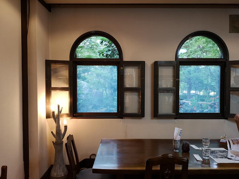 maruyama08 Karuizawa-來喝冠軍咖啡 丸山咖啡輕井澤本店 綠意盎然的林間小屋 環境佳咖啡香