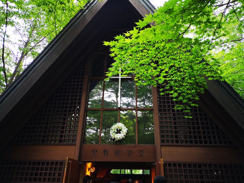 karuizawastreett27 Karuizawa-中輕井澤星野地區 榆樹街小鎮/高原教堂/石之教堂 品一口綠意的優閒雅致