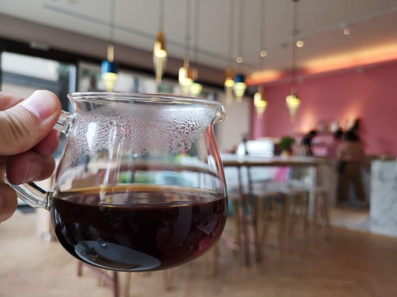 liscafe17 桃園-Li's 俐思咖啡 滿滿粉紅泡泡的北歐風咖啡管 手沖推廣台灣豆 好喝