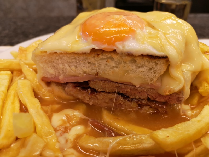 cafesantiago11 Porto-Cafe Santiago波多必吃特色溼答答三明治...熱量爆表