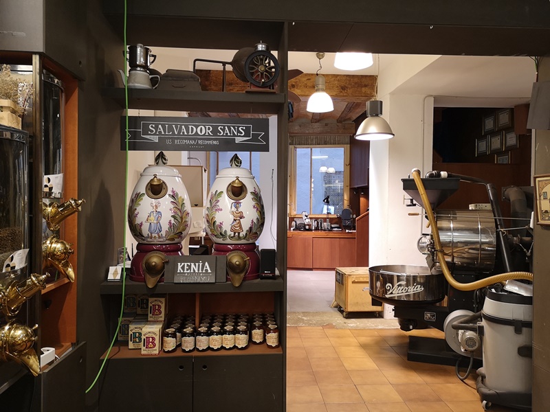 cafeselmagnifico04 Barcelona-Cafes El Magnifico巴塞隆納舊城區小店的一杯拿鐵