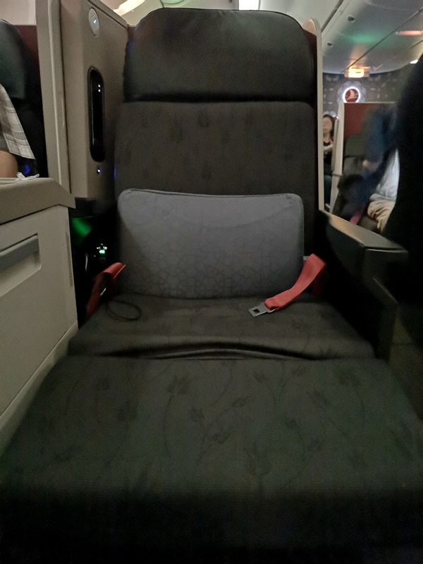flytk025380120 201810台北伊斯坦堡巴塞隆納 TK025商務艙飛行