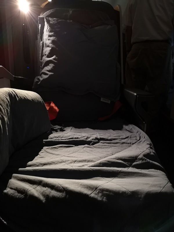 flytk025380121 201810台北伊斯坦堡巴塞隆納 TK025商務艙飛行