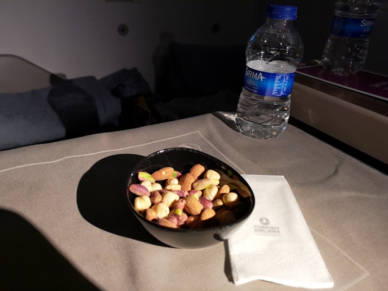 flytk025380124 201810台北伊斯坦堡巴塞隆納 TK025商務艙飛行