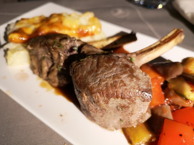 flytk025380132 201810台北伊斯坦堡巴塞隆納 TK025商務艙飛行