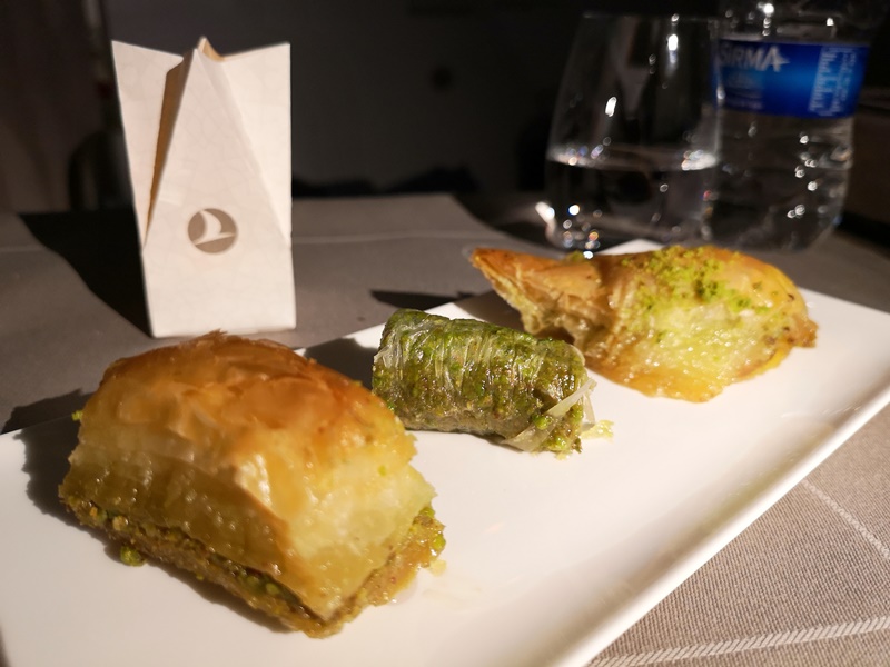 flytk025380134 201810台北伊斯坦堡巴塞隆納 TK025商務艙飛行