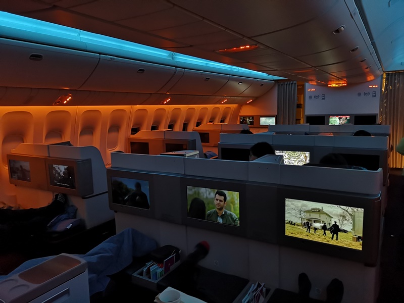 flytk025380140 201810台北伊斯坦堡巴塞隆納 TK025商務艙飛行