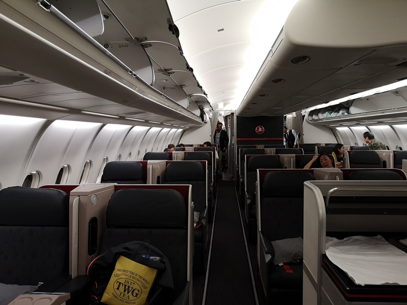 flytk025380150 201810台北伊斯坦堡巴塞隆納 TK025商務艙飛行