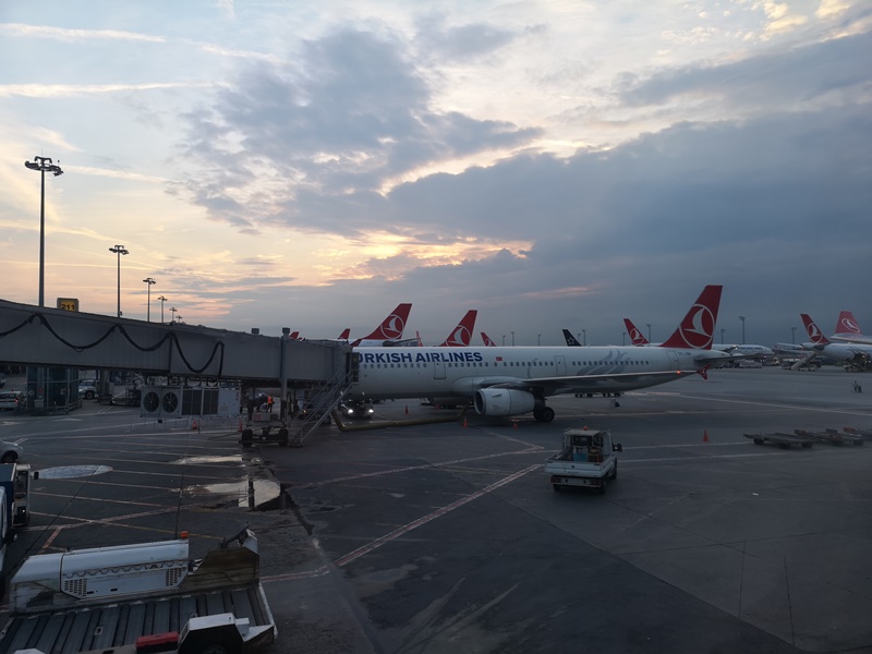 201810台北伊斯坦堡巴塞隆納 TK025商務艙飛行