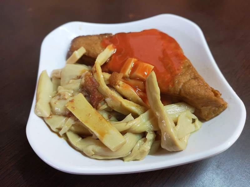 Yfu4 新竹-阿富魯肉飯 香甜可口的傳統味道