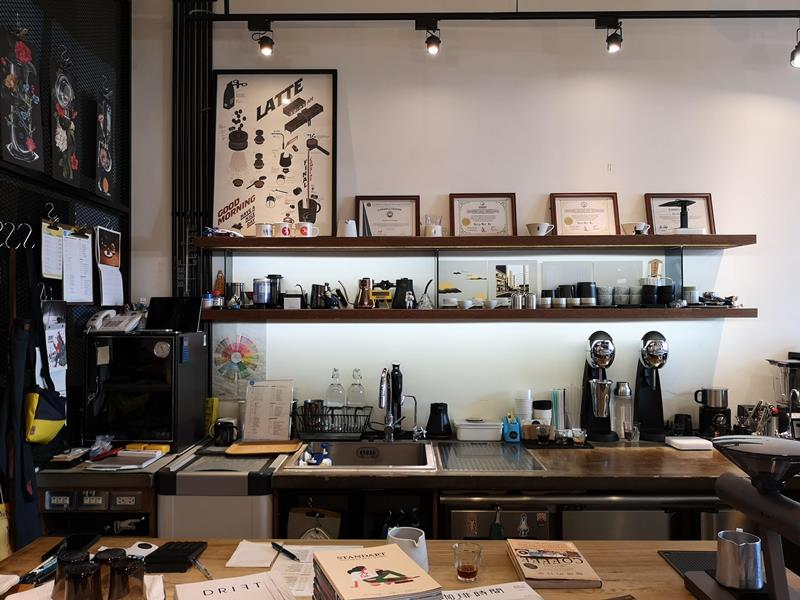 artisan08 前金-Artisan Cafe美森咖啡 手沖搭甜點輕鬆自在