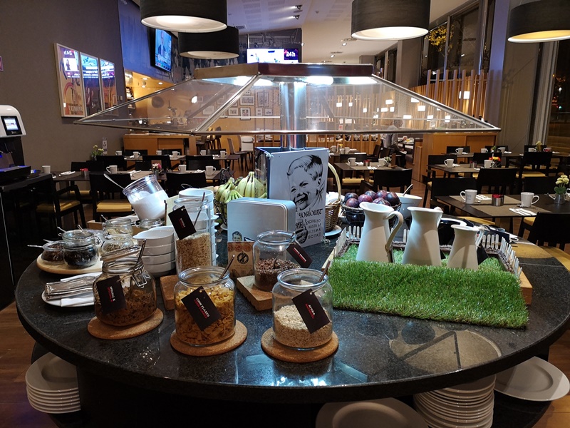 bcn4P26 Barcelona-巴塞隆納Four Points by Sheraton Barcelona Diagonal簡單商務的福朋