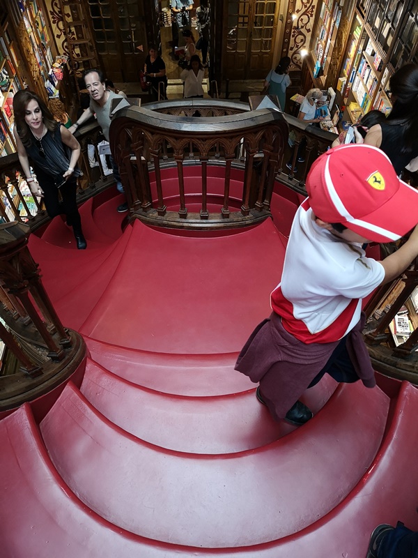 bookstore11 Porto-Livraria Lello波多 世界最美書店之一 JK羅琳加持的波多必遊景點