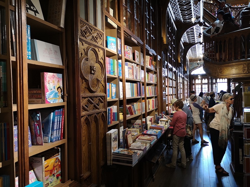 bookstore16 Porto-Livraria Lello波多 世界最美書店之一 JK羅琳加持的波多必遊景點