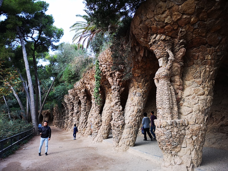 guellparkk04 Barcelona-巴塞隆納世界文化遺產 高第建築奎爾公園馬賽克蜥蜴太吸睛