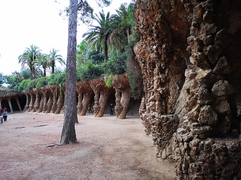 guellparkk05 Barcelona-巴塞隆納世界文化遺產 高第建築奎爾公園馬賽克蜥蜴太吸睛