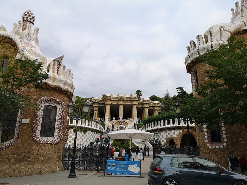 guellparkk21 Barcelona-巴塞隆納世界文化遺產 高第建築奎爾公園馬賽克蜥蜴太吸睛