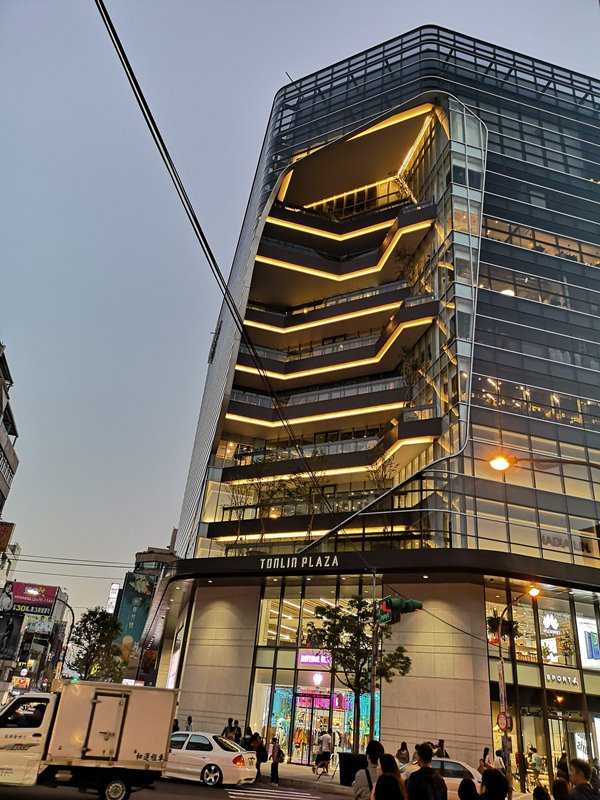 lenini030102 桃園-樂尼尼 好大的口氣全國最好吃的義大利麵?