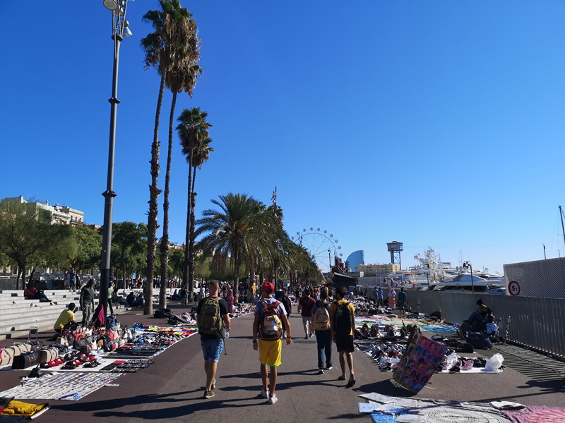 barcelonabeach03 Barcelona-嗨!地中海你好!! 巴塞隆納海岸Platja de la Barceloneta 海天一線超美