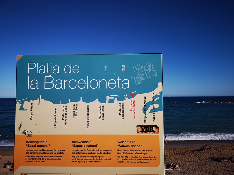 barcelonabeach07 Barcelona-嗨!地中海你好!! 巴塞隆納海岸Platja de la Barceloneta 海天一線超美