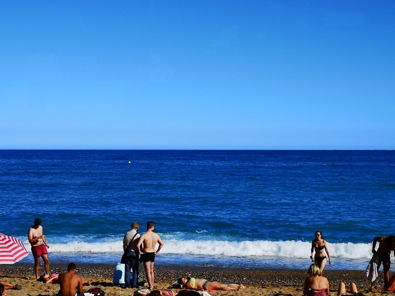 barcelonabeach08 Barcelona-嗨!地中海你好!! 巴塞隆納海岸Platja de la Barceloneta 海天一線超美