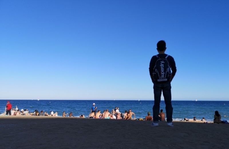 Barcelona-嗨!地中海你好!! 巴塞隆納海岸Platja de la Barceloneta 海天一線超美