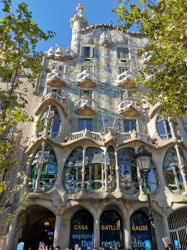 batllo5 Barcelona-巴塞隆納世界文化遺產 高第建築  巴特略之家/文森之家