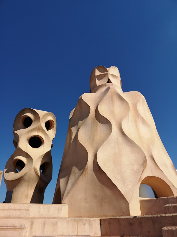 casamila20 Barcelona-巴塞隆納世界文化遺產 高第建築米拉之家 來自外星的設計