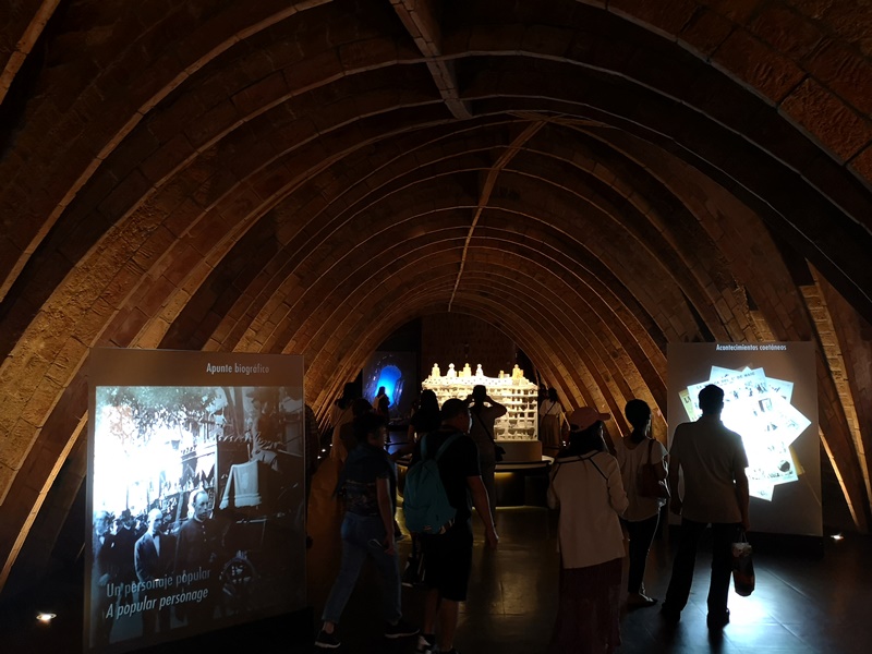 casamila29 Barcelona-巴塞隆納世界文化遺產 高第建築米拉之家 來自外星的設計