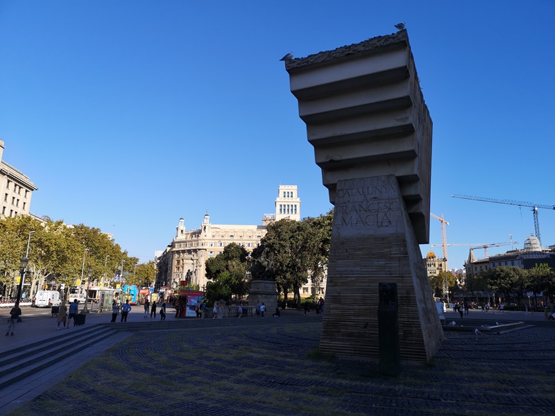 catalunyasquare3 Barcelona-巴塞隆納世界文化遺產 高第建築  巴特略之家/文森之家