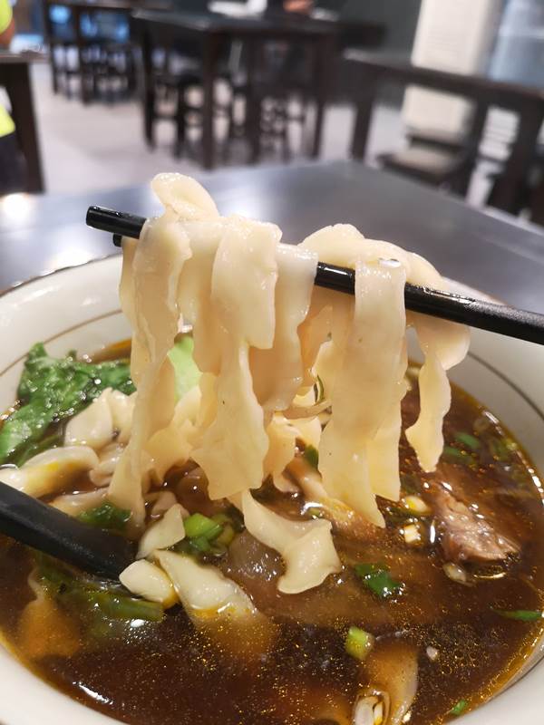 fengming5 竹北-鳳鳴春牛肉麵 肉質軟嫩好吃