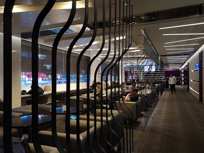 flysinsing02 201811台北新加坡 第一次享受KITTY商務艙