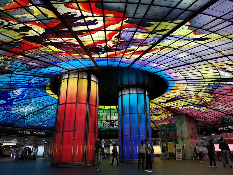 formosa04 新興-美麗島捷運站光之穹頂 世界最美地鐵站第二名