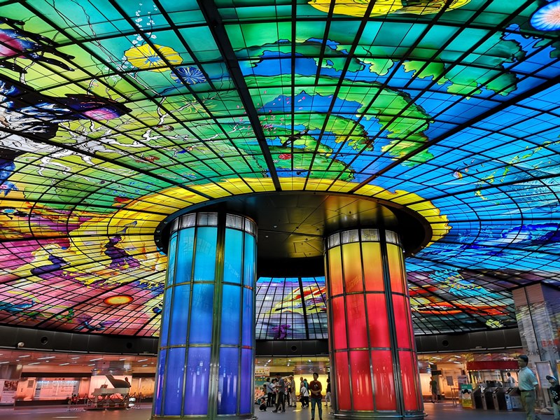 formosa12 新興-美麗島捷運站光之穹頂 世界最美地鐵站第二名
