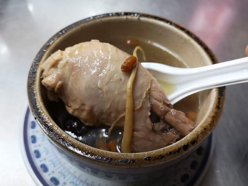 oldtaste6 新竹-古早味燉品屋 人蔘雞湯/蓮藕排骨湯都好好喝啊