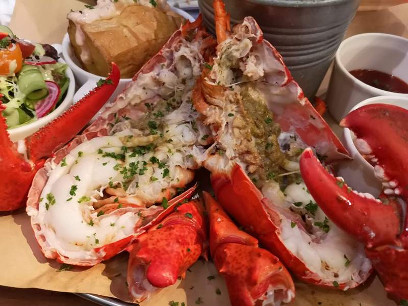 wayne13 中山-Wayne’s Boston美式餐廳的海陸大餐龍蝦彈牙肋眼軟嫩 意外的耶誕大餐